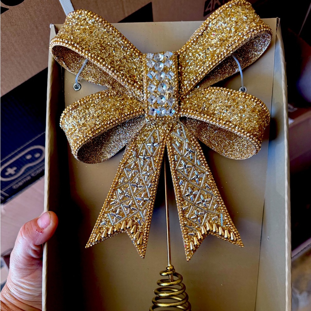 Gold bow tree topper